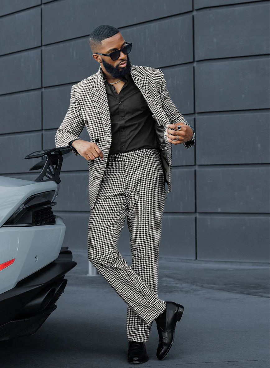 Big Houndstooth BW Tweed Double Breasted Suit - Image 4