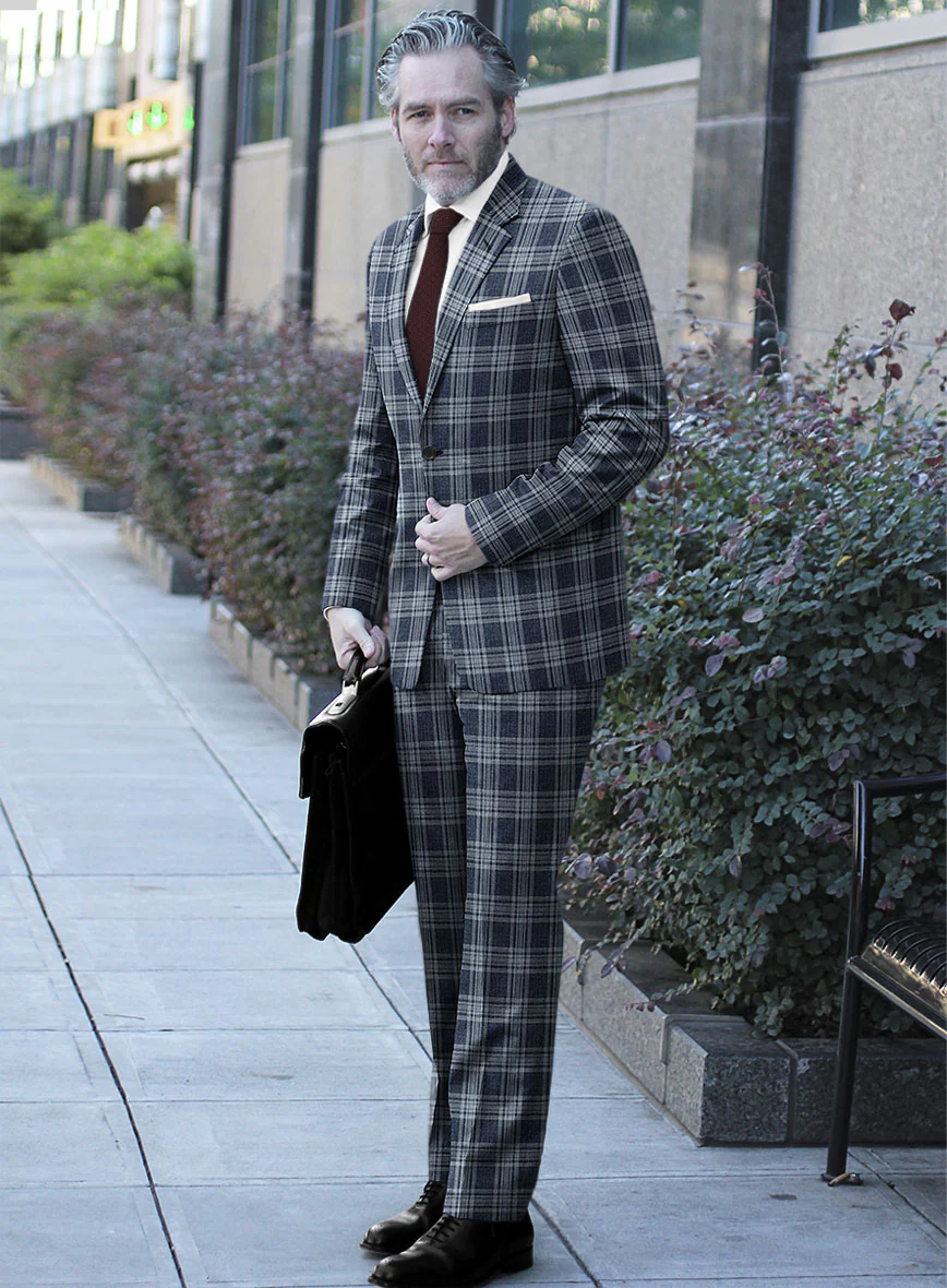 Loro Piana Tesoro Wool Silk Linen Suit - Image 2