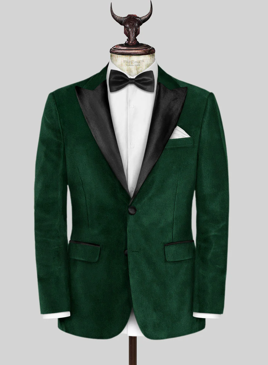 Royal Green Velvet Tuxedo Suit - Image 3